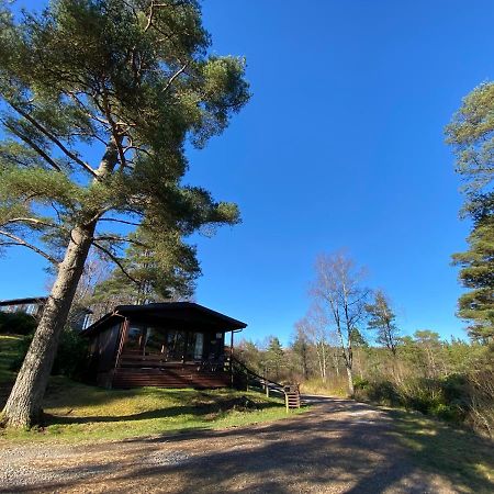 Great Glen Holidays - Chalets フォート・ウィリアム エクステリア 写真