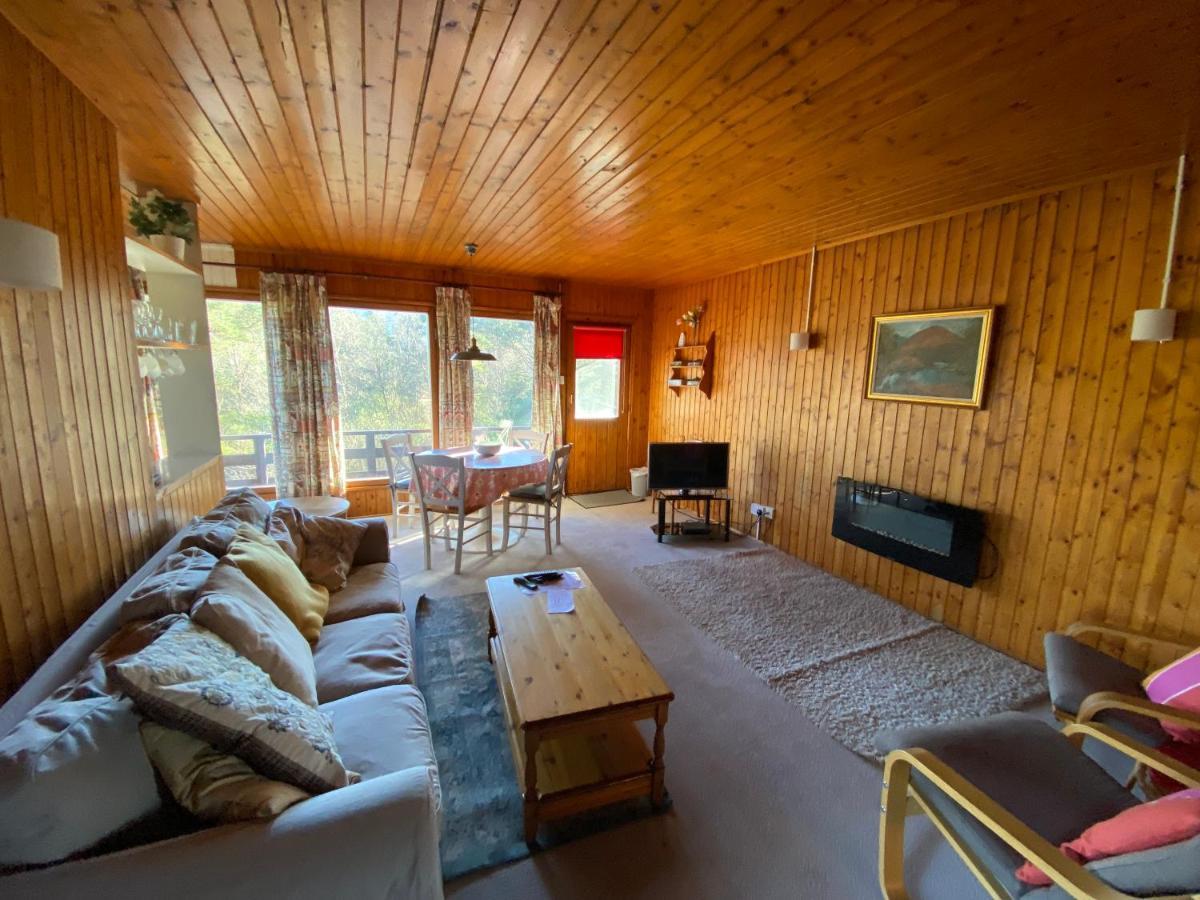 Great Glen Holidays - Chalets フォート・ウィリアム エクステリア 写真