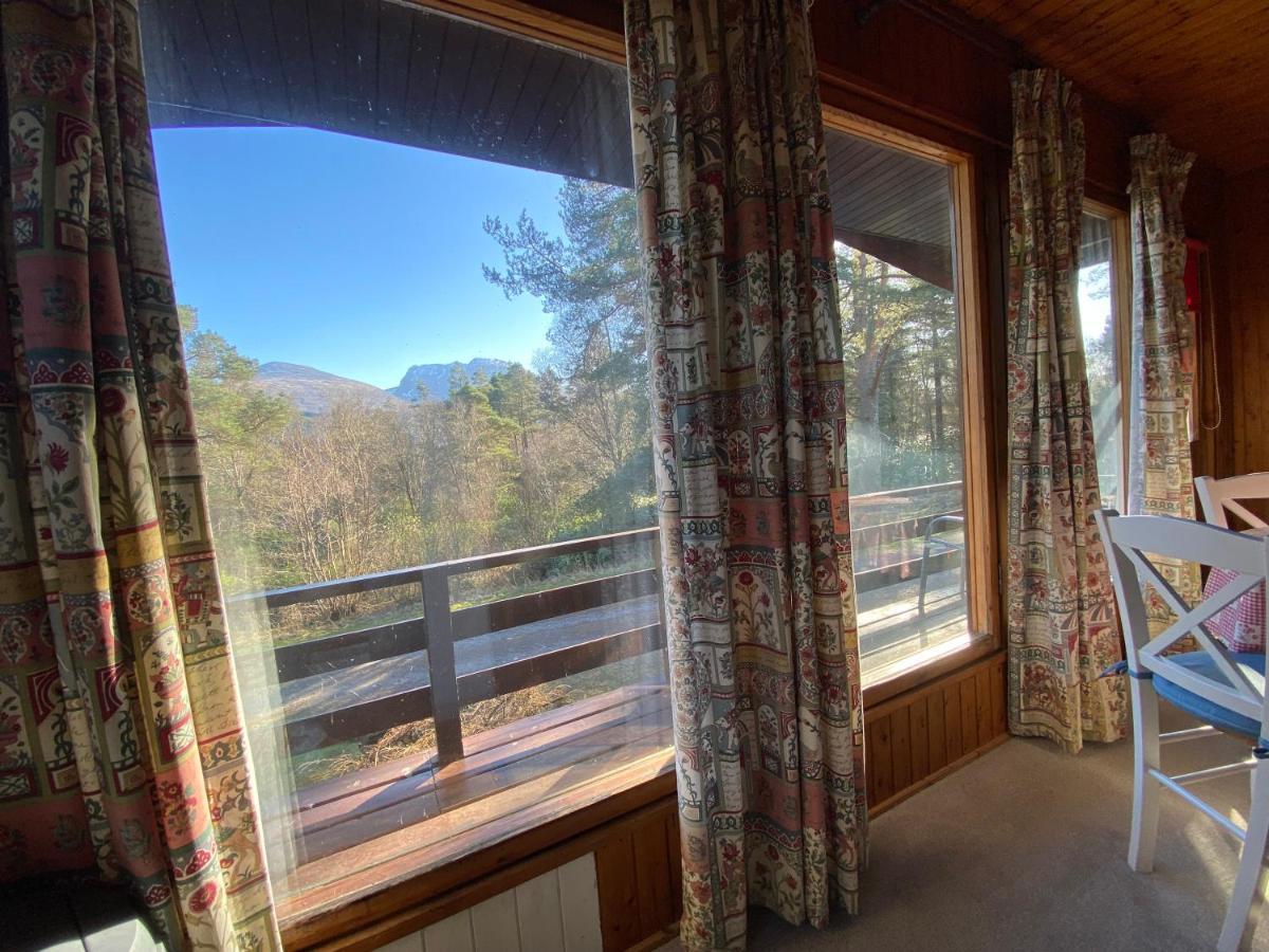 Great Glen Holidays - Chalets フォート・ウィリアム エクステリア 写真