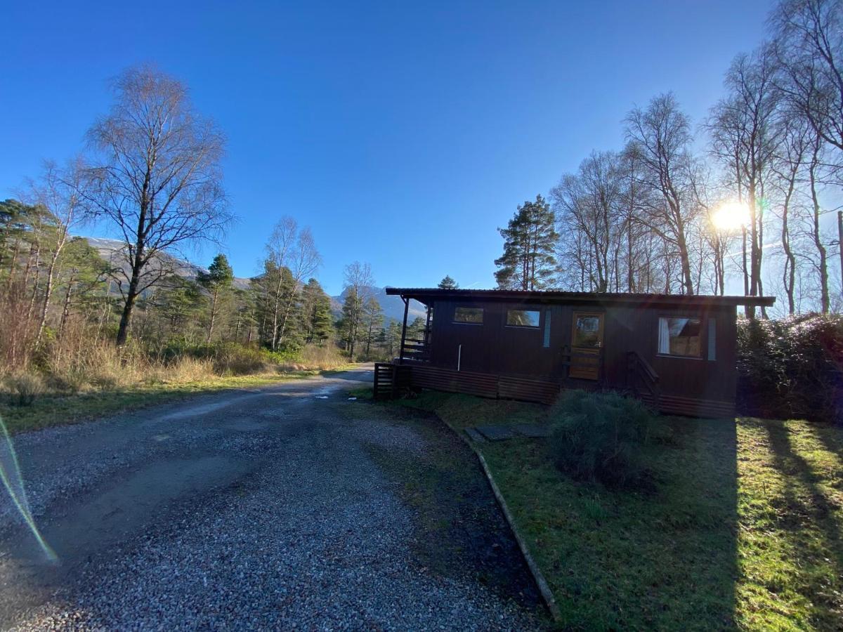 Great Glen Holidays - Chalets フォート・ウィリアム エクステリア 写真